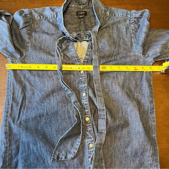 J Crew women’s chambray tie-neck v-neck button down shirt. Size XS. - Picture 5 of 8